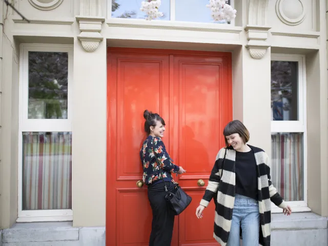 Vriendinnen voor huis